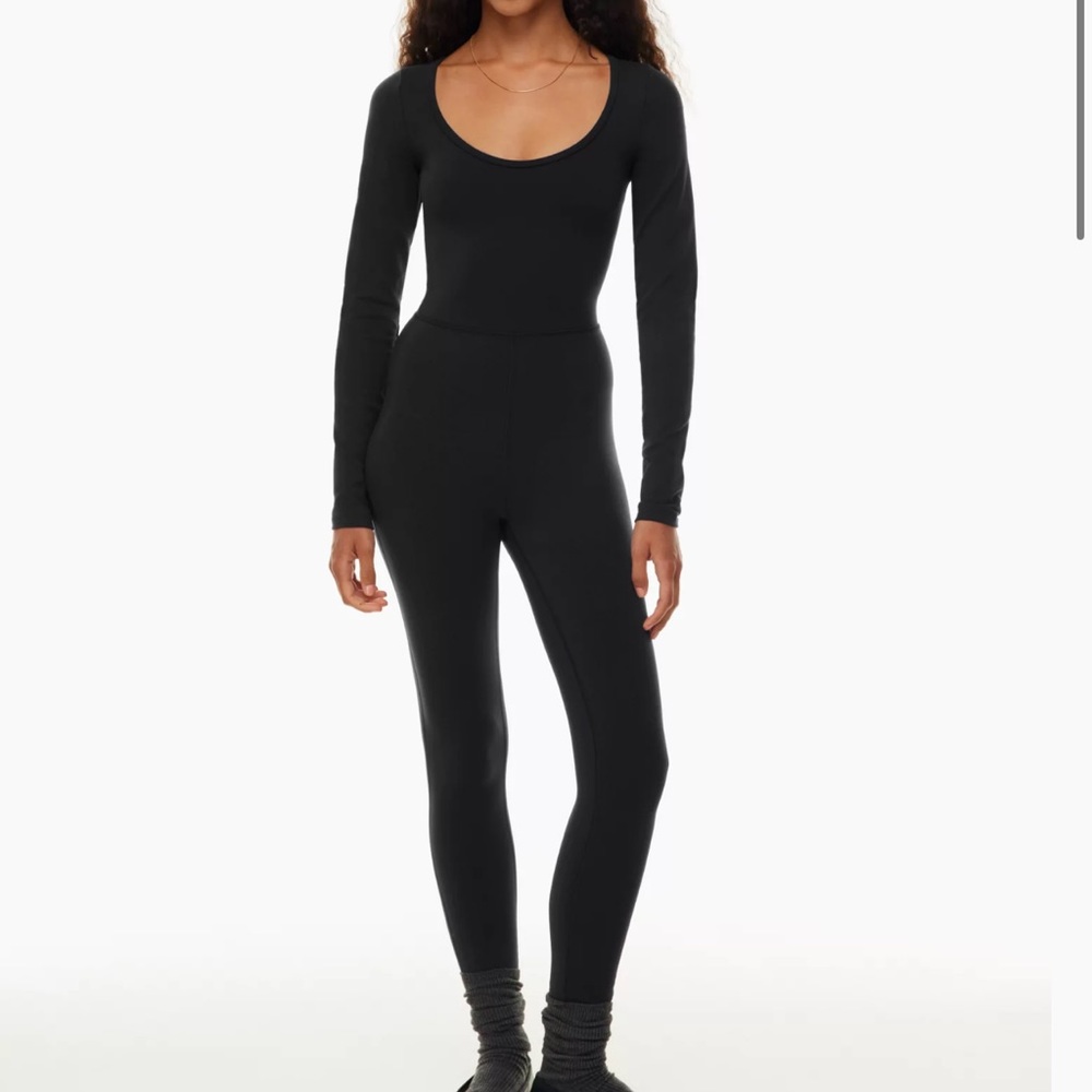 aritzia wilfred free maxe jumpsuit🖤